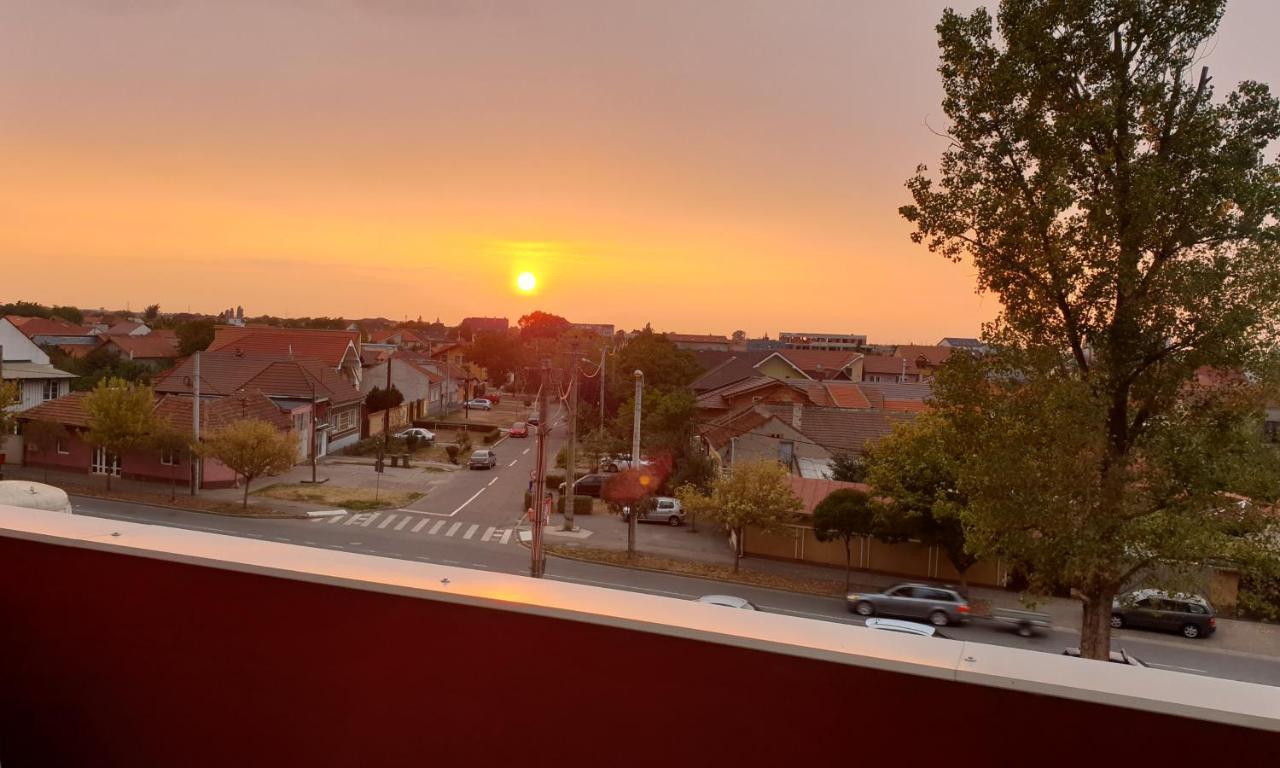 Iosia Apartment 203 Орадеа Екстериор снимка