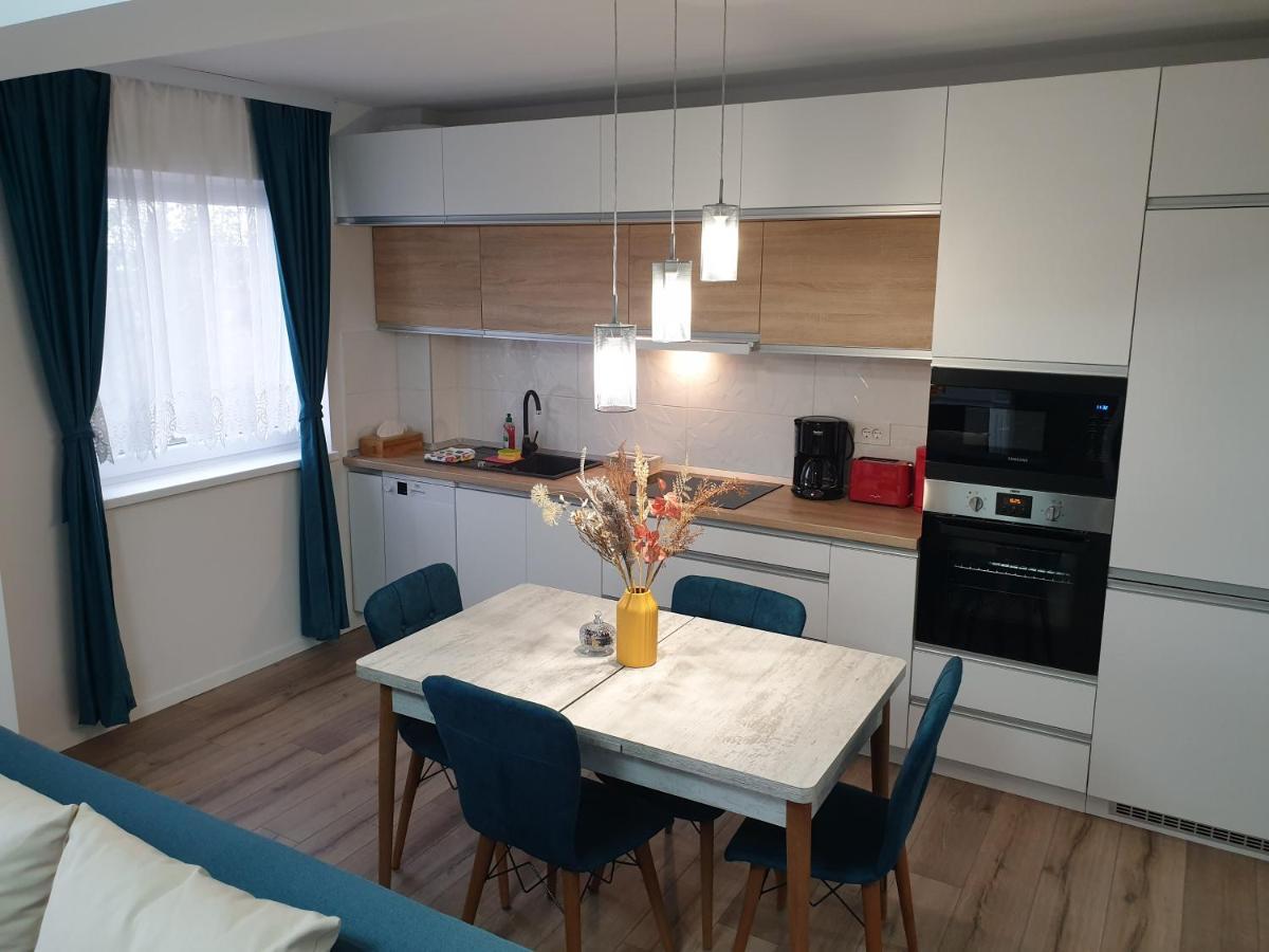Iosia Apartment 203 Орадеа Екстериор снимка